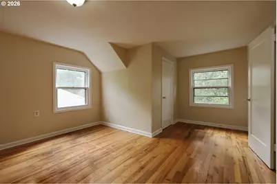 7925 SW 11th Ave, Portland, OR 97219 - Photo 25