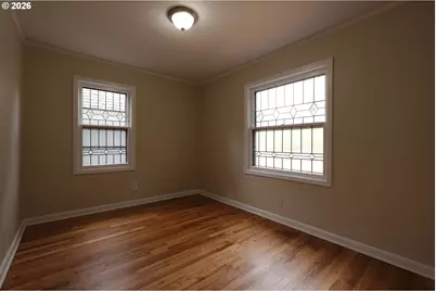 7925 SW 11th Ave, Portland, OR 97219 - Photo 17