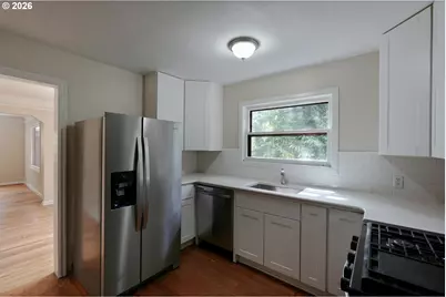 7925 SW 11th Ave, Portland, OR 97219 - Photo 15