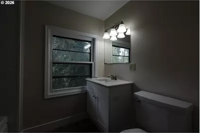 7925 SW 11th Ave, Portland, OR 97219 - Photo 23