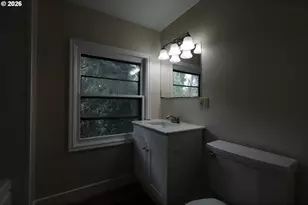 7925 SW 11th Ave, Portland, OR 97219 - Photo 23