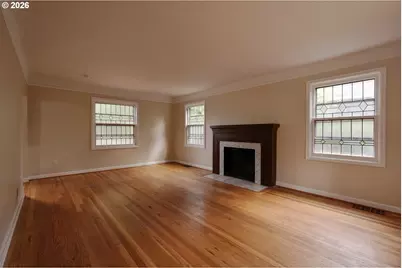 7925 SW 11th Ave, Portland, OR 97219 - Photo 7