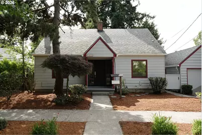 7925 SW 11th Ave, Portland, OR 97219 - Photo 1