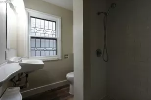 7925 SW 11th Ave, Portland, OR 97219 - Photo 15
