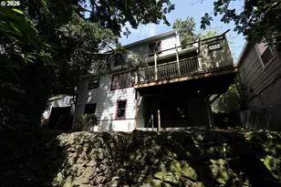 7925 SW 11th Ave, Portland, OR 97219 - Photo 39