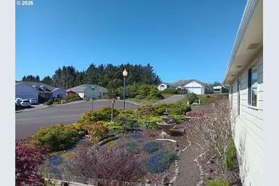 5118 NE Voyage Ave, Lincoln City, OR 97367 - Photo 41