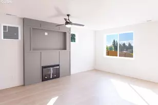 16001 Barlow Trl Ln, Oregon City, OR 97045 - Photo 9