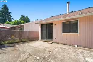 2898 SE 90th Pl, Portland, OR 97266 - Photo 27