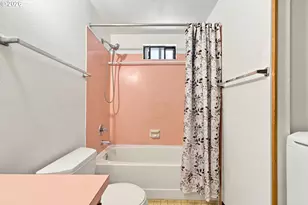 2898 SE 90th Pl, Portland, OR 97266 - Photo 23