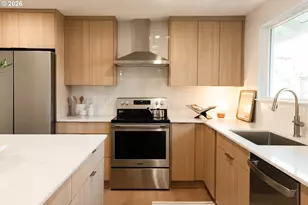 2573 SE Meadowlark Dr, Hillsboro, OR 97123 - Photo 7