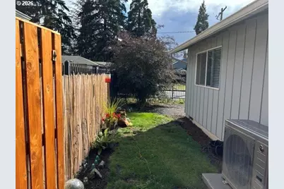 968 W L Street, Springfield, OR 97477 - Photo 21