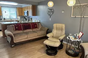 968 W L St, Springfield, OR 97477 - Photo 7