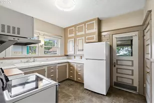 3315 NE 61st Ave, Portland, OR 97213 - Photo 17