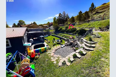 858 E Main St, John Day, OR 97845 - Photo 31