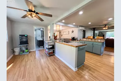 858 E Main St, John Day, OR 97845 - Photo 13