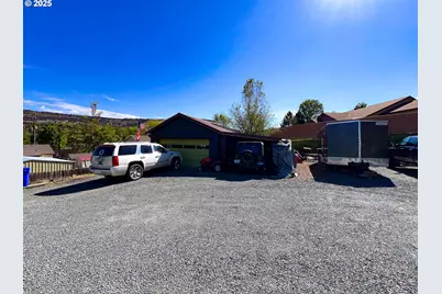 858 E Main St, John Day, OR 97845 - Photo 37