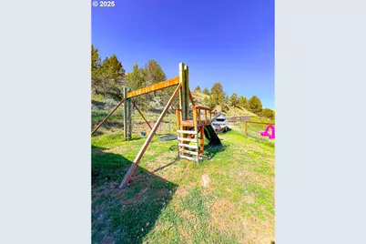 858 E Main St, John Day, OR 97845 - Photo 33