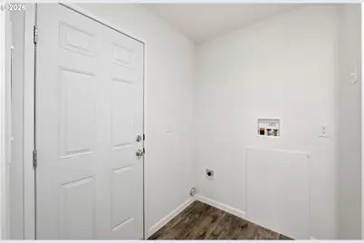 1427 31st St, Springfield, OR 97477 - Photo 33