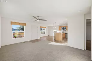 1427 31st St, Springfield, OR 97477 - Photo 15