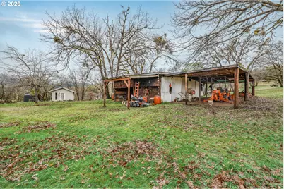 5655 Tamarack Ln, Central Point, OR 97502 - Photo 5