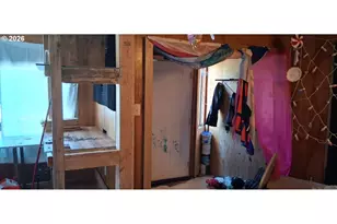 1413 Hawthorne Ave, Reedsport, OR 97467 - Photo 3
