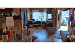 1413 Hawthorne Ave, Reedsport, OR 97467 - Photo 9