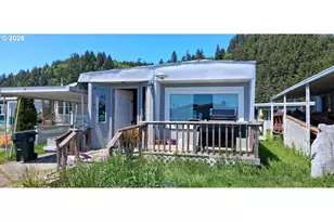 1413 Hawthorne Ave, Reedsport, OR 97467 - Photo 1