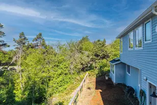2015 NW Oceanview Dr, Newport, OR 97365 - Photo 7