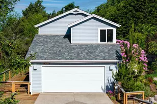 2015 NW Oceanview Dr, Newport, OR 97365 - Photo 3