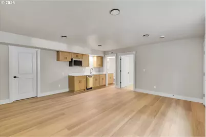 8819 SW 176th Ave, Beaverton, OR 97007 - Photo 31