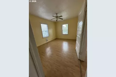 3102 Garfield St, Longview, WA 98632 - Photo 9