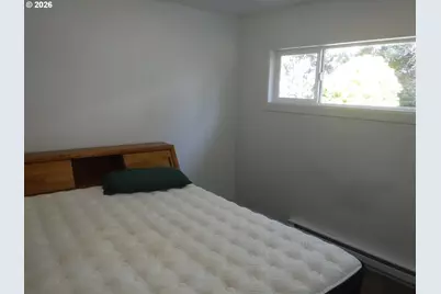 2075 Johnson St, North Bend, OR 97459 - Photo 23