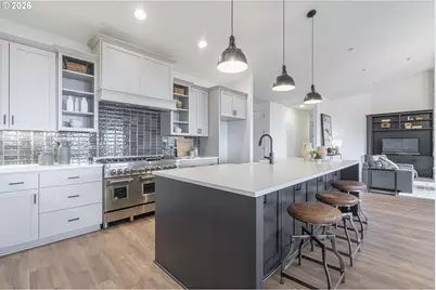 12655 NE Greenleaf Dr, Newberg, OR 97132 - Photo 9