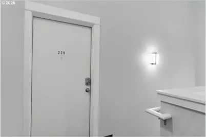 229 Commercial St NE, Salem, OR 97301 - Photo 3