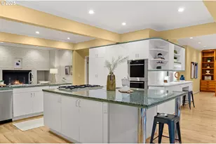 5720-5724 SW Barnes Rd, Portland, OR 97221 - Photo 9