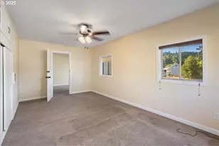 47578 School St, Oakridge, OR 97463 - Photo 7