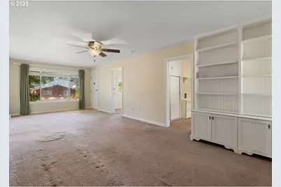 47578 School St, Oakridge, OR 97463 - Photo 3