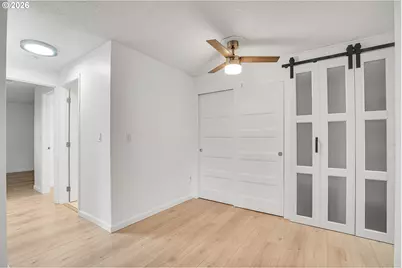 5488 SW Alger Ave #5, Beaverton, OR 97005 - Photo 15