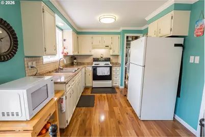 4483 Thunderbird St, Eugene, OR 97404 - Photo 7