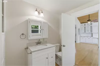 27536 Pearl St, Brownsville, OR 97327 - Photo 21