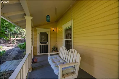 27536 Pearl St, Brownsville, OR 97327 - Photo 35