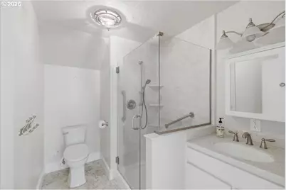 27536 Pearl St, Brownsville, OR 97327 - Photo 29