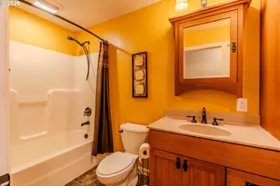 10731 SE Eastmont Dr, Damascus, OR 97089 - Photo 23