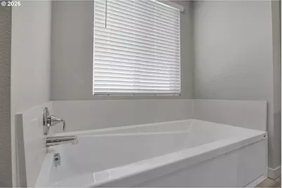 2631 Mt St Helens Ave, Salem, OR 97302 - Photo 29