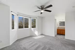 8911 NE Burton Rd, Vancouver, WA 98662 - Photo 15