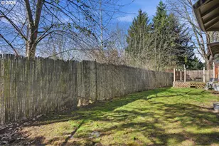 8911 NE Burton Rd, Vancouver, WA 98662 - Photo 31