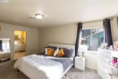 758 Pleasant Ct, The Dalles, OR 97058 - Photo 35