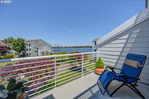 179 N Hayden Bay Dr, Portland, OR 97217 - Photo 15