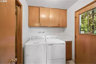 4910 SW Humphrey Park Rd, Portland, OR 97221 - Photo 37