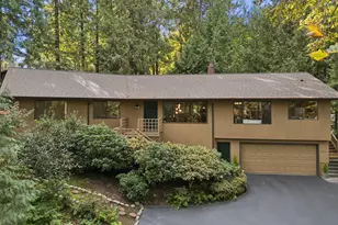4910 SW Humphrey Park Rd, Portland, OR 97221 - Photo 3